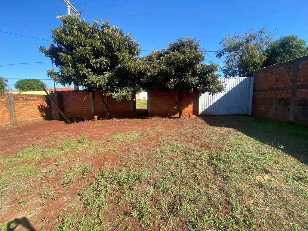 Hermosa casa frente al mar con acceso privado a la playa y piscina.